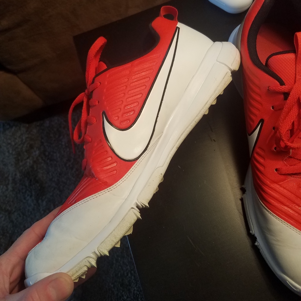 Nike golf shoes - Picture 3 of 4